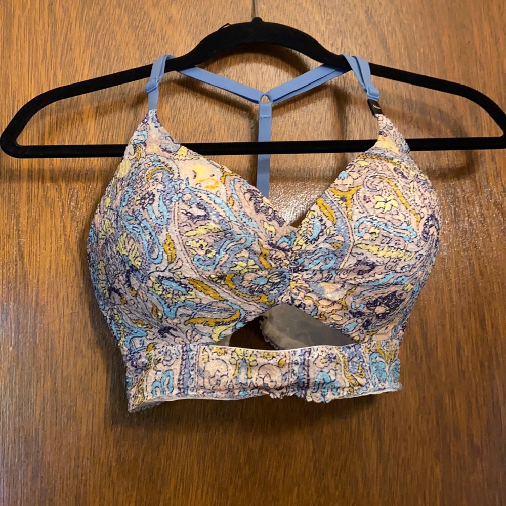 Victoria Secret Racerback Wireless Push-up Bra